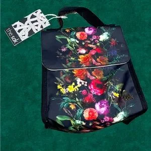 The sak lunch bag sale